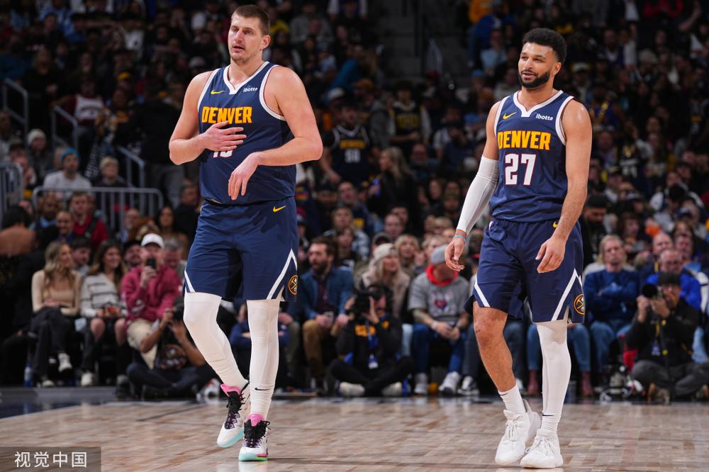 亚在雪上运 亚在雪上运